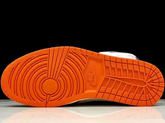 Air Jordan AJ1 Off-Louis x OW 1 AQ0818-158 0420